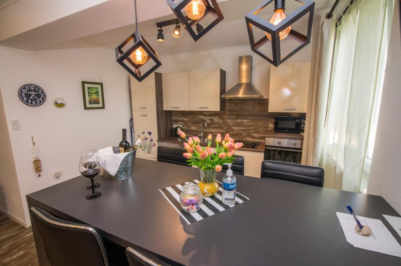 Apartment Traversa Novalja Ngoại thất bức ảnh